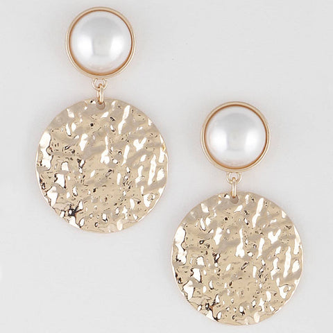 Hammered Plate with Pearl Earrings